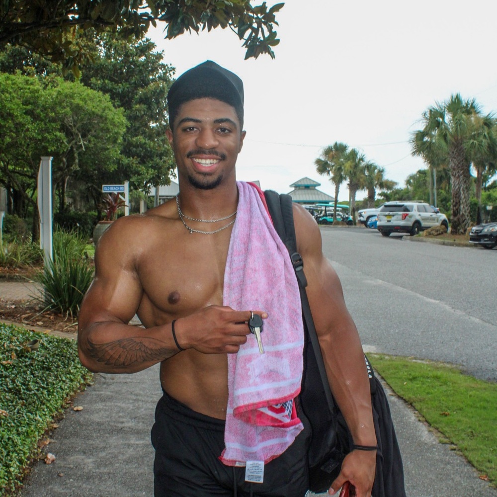 Meet your Posher, Christian